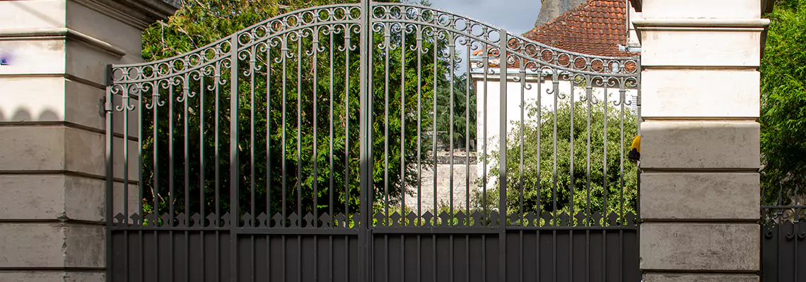 Wooden Swing Gate Repair in Champaign, IL